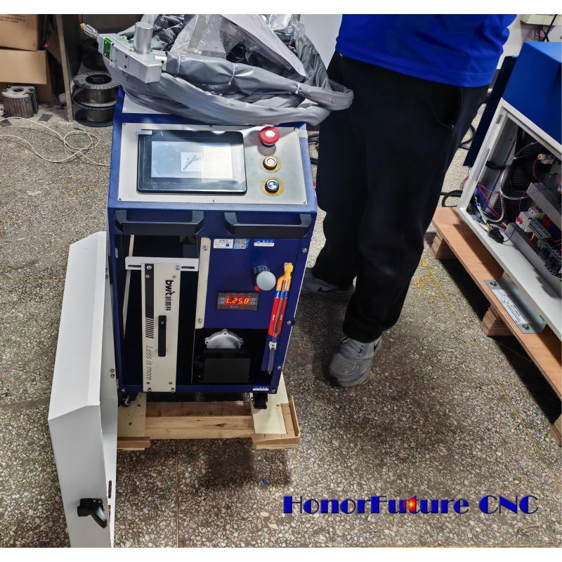 Industrial 1500W BWT Fiber Las - Industrial Laser Metal Cutting Machine 评论和价格